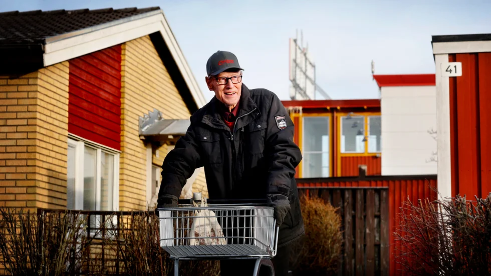 Bo Andersson har bott på Gårdskälsgatan i många år. Han besöker Ica Maxi flera gånger om dagen.