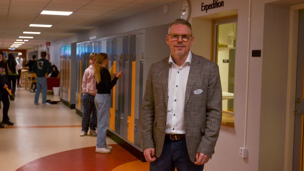 Andreas Ekberg försöker röra sig ute bland eleverna för att på så vis lära känna dem och fånga upp vad de tycker om skolan.