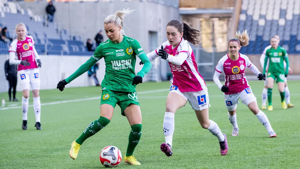 Uppsala fotboll gästades av Hammarby i hemmapremiären.