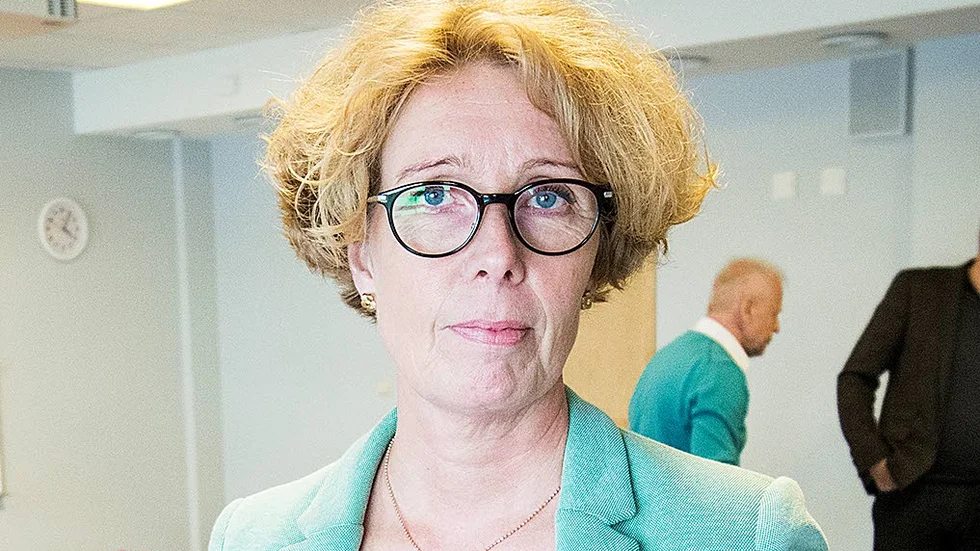 DIALOG. Veronika Sundström vill stämma av LKAB:s tidplan för ett nytt sjukhus i Kiruna.