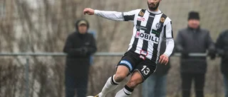 Spännande spelare provtränar med FF