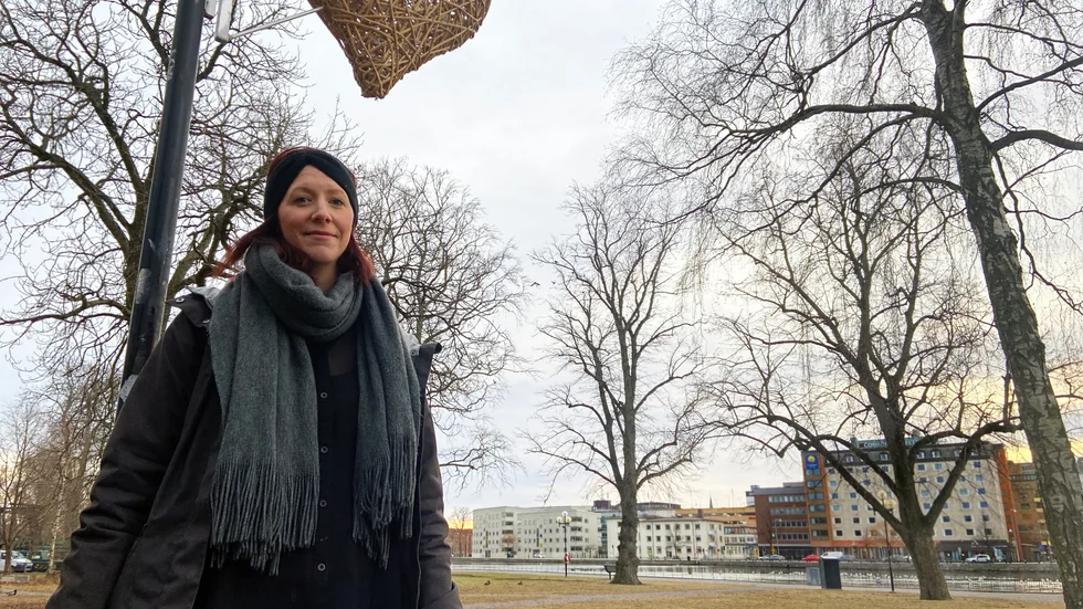 "Man måste lyssna på de som har erfarenhet av pendling och är direkt berörda. Nu är det ofta förslag som inte är förankrade hos pendlarna på landsbygden", säger Johanna Lindberg i "Hela Sverige ska leva"