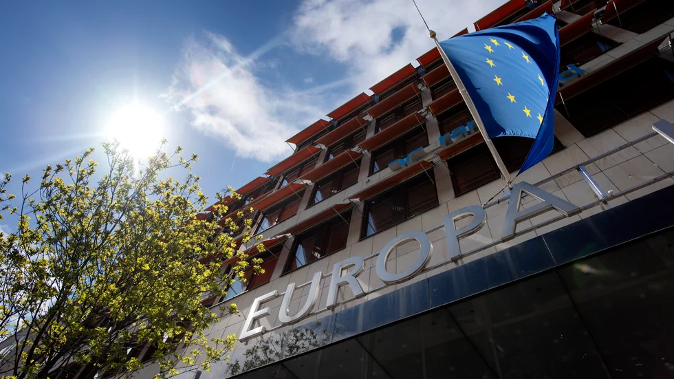 Demokrati och mänskliga fri- och rättigheter kan aldrig tas för givet. Högernationalistiska krafter vill backa bandet, skriver företrädare för Miljöpartiet inför stundande EU-val.
