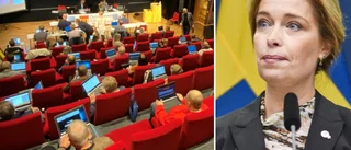 Regeringen får avgöra tvisten om de 79 datorerna