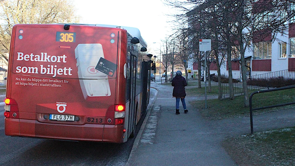 När servicetrafiken försämras i Motala kommer kommunens kostnader för färdtjänst att öka.