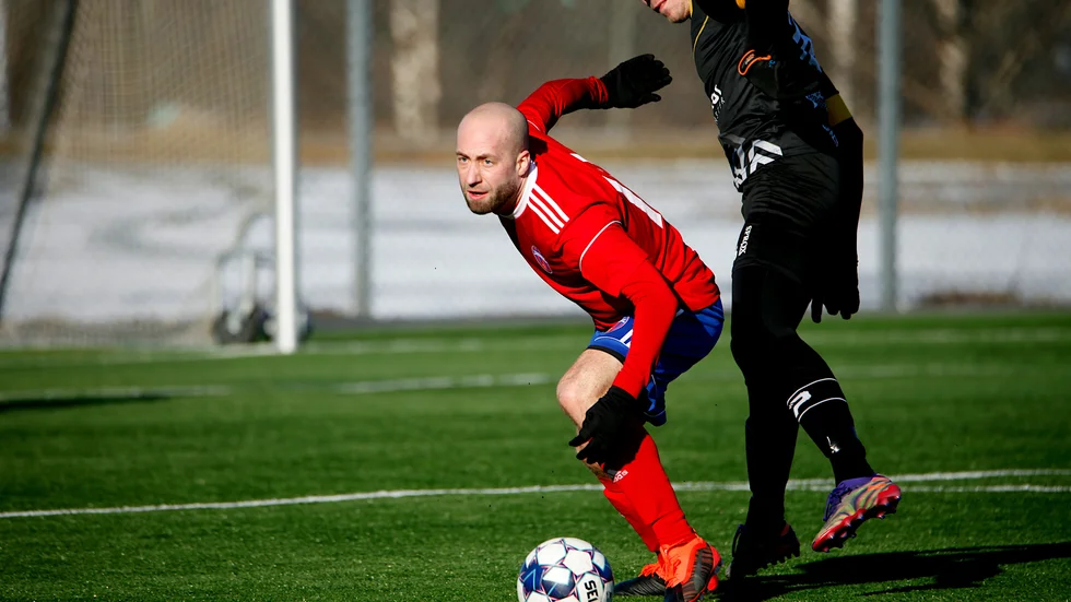 Jonas Hagman gjorde Örsundsbros mål mot Skokloster.