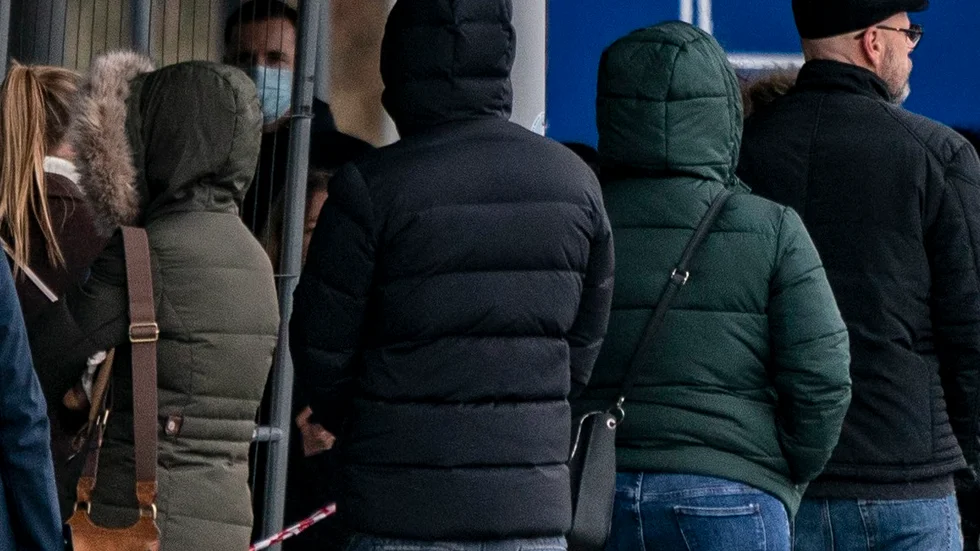 Skribenten funderar om vaccinationspasset är början på än mer kontroll.