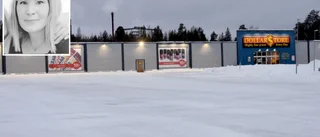 Hon ingrep när ungdomar åkte på flaket på en A-traktor • Möttes av "Tragiskt att en gammal kärring springer efter epa på kvällen"
