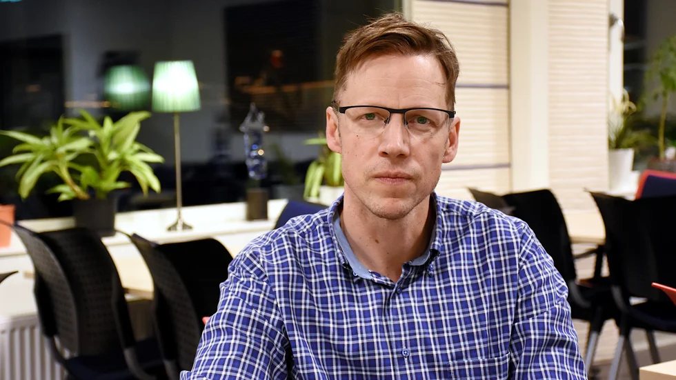 "Vi vill ju helst ha säkerhetsmarginal också, att det ska finnas gott om tid att i lugn och ro avveckla på ett säkert sätt", säger Anders Lindberg om sporthallen.
