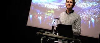 Psykologen om ungas spelande: "Inget fel på dig för att du vill spela mycket"