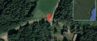 Singelolycka på väg 807 - helt stopp i ett körfält