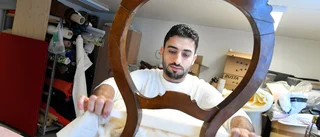 Mohamad ger gamla möbler nytt liv