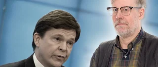 Nu pekar Norlén med hela handen