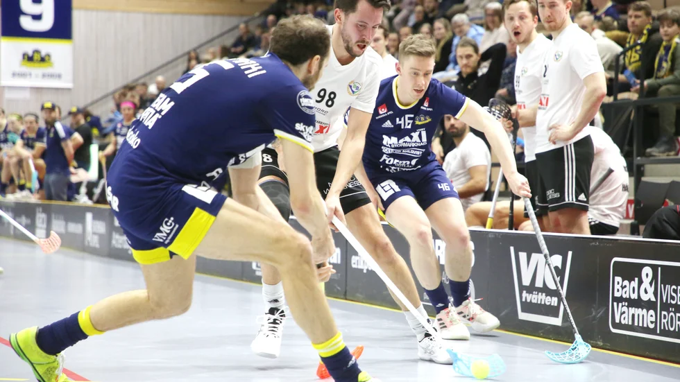 Wilmer Viinamäki, Mattias Andersson och de övriga i Visby IBK lyckades inte sätta stopp för Bele Barkaby.