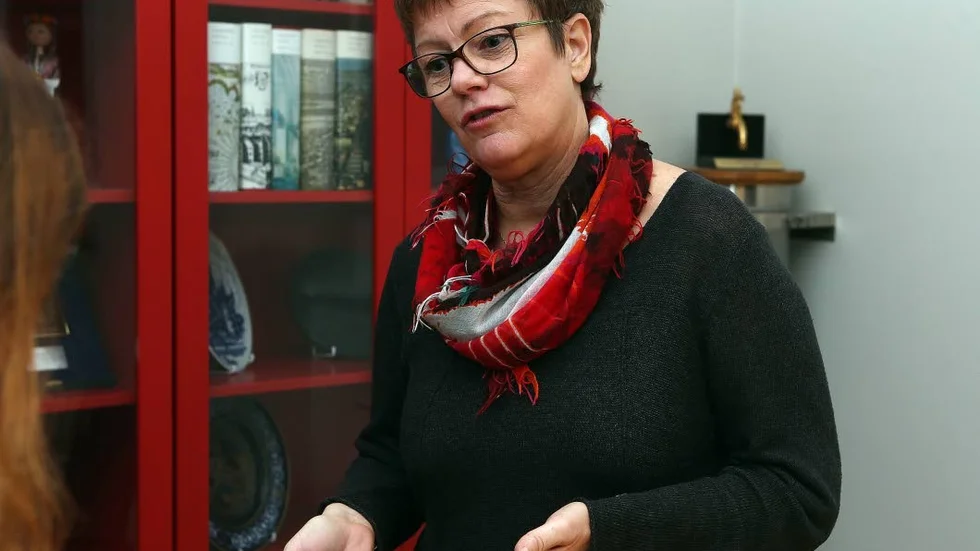 Kan ha betalt resan. Socialdirektör Yvonne Thilander säger att det är ytterst ovanligt att man ger bidrag för resor.