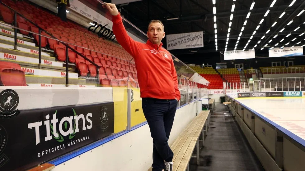 BLICKAR FRAMÅT. Mikael Johansson är forrtfarande besviken över Vita Hästens agerande som ledde till att 50-åringen klev av jobbet som huvudansvarig.