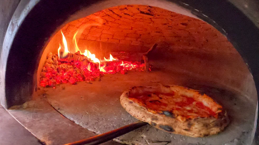 Ett pizzabud misshandlades, nu har en man dömts. Arkivbild.