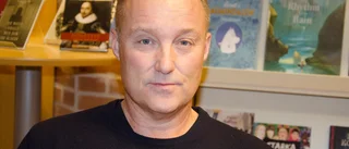 Gymnasiechefen: "Vi får se över summorna