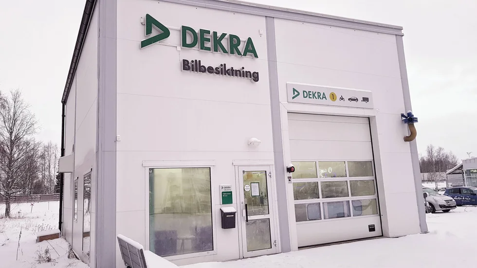 Dekras samtliga stationer i Sverige tvingades stänga på onsdagen med omedelbar verkan. Stationen i Piteå var en av dem.