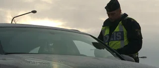 Polisen varnar för vägpirater: ”Ett fult knep – stanna inte om du är osäker”