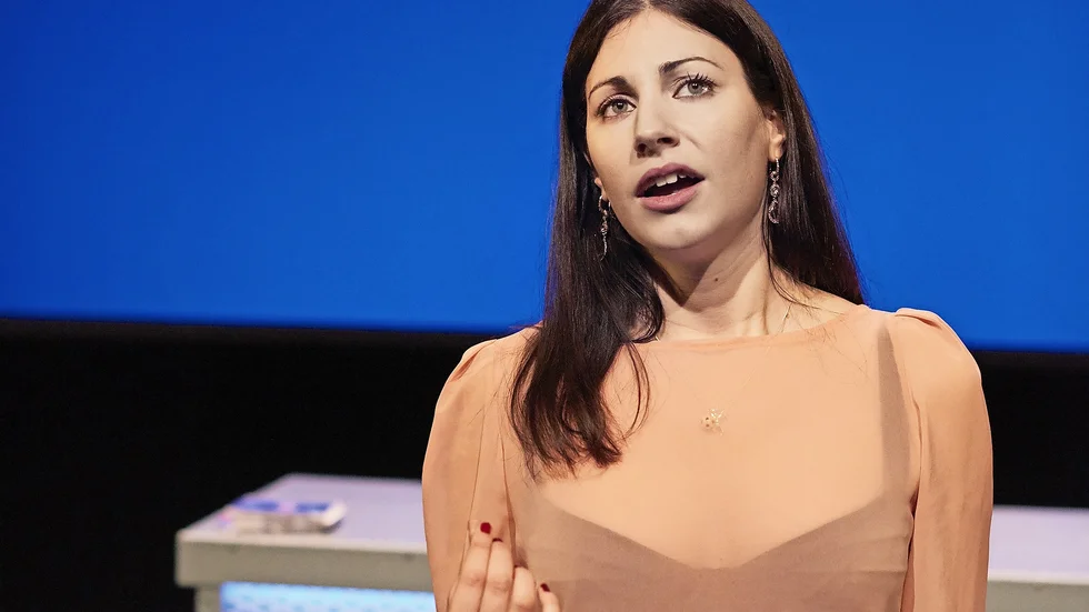 Skärpt. Nour El Refai berör och engagerar i den egna föreställningen "En komisk depression". Foto: .