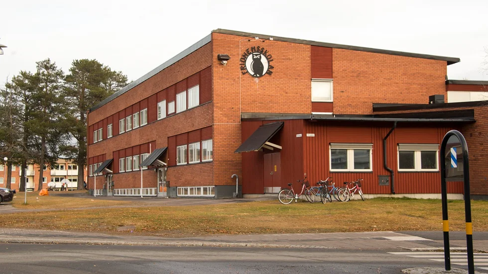 Fridhemsskolan I motionen kritiseras de undervisningsgrupper på cirka 28 elever som finns för årskurs 7 på Fridhemsskolan i ämnen som bland annat matematik och engelska.  Foto: Foto: GÖRAN WESTERLUND.