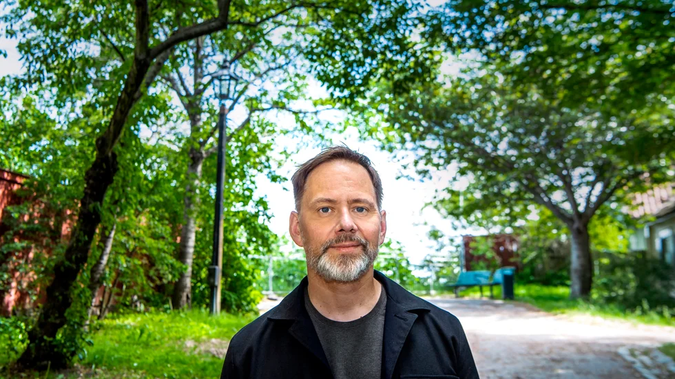 Mats Jonsson berättar både sin egen och samernas historia i serieromanform.