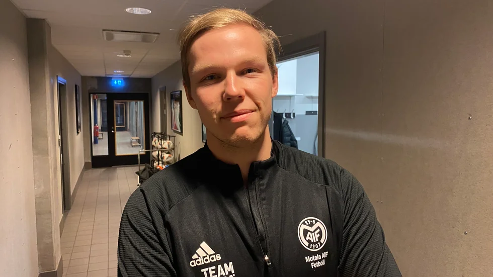 Eric Forsberg, 23-årig mittback från Karlstad, är nästa nyförvärv i Motala AIF. På tisdag kommer han till Motala för att skriva på.