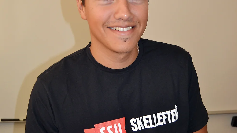 "Bygg fler bostäder" Juan Chacon är engagerad i ungdomsförbundet, han har varit med och utformat valprogrammet för de unga.
