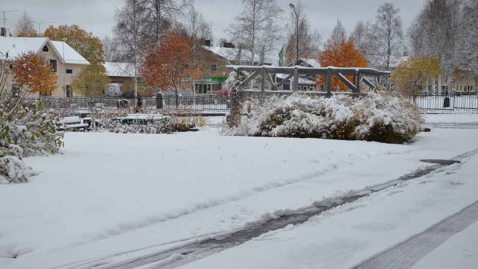 Malå 10 oktober - första snön.