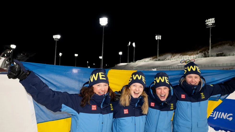 Linn Persson, Mona Brorsson, Hanna Öberg och Elvira Öberg var svenskorna som ordnade OS-guld i skidskyttestafetten.