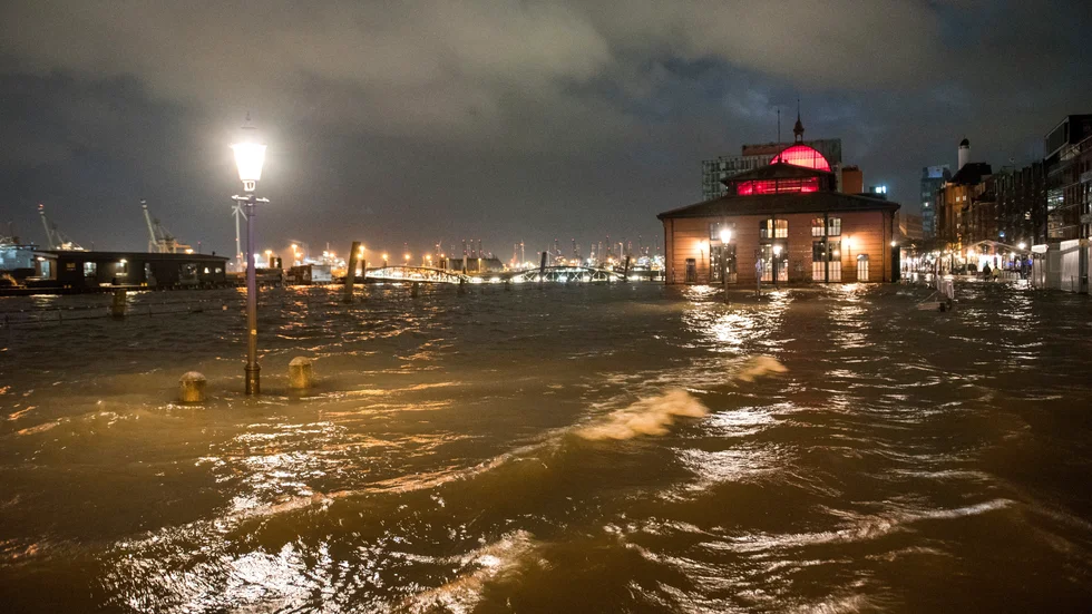 Ylenia har orsakat översvämningar bland annat i Hamburg.