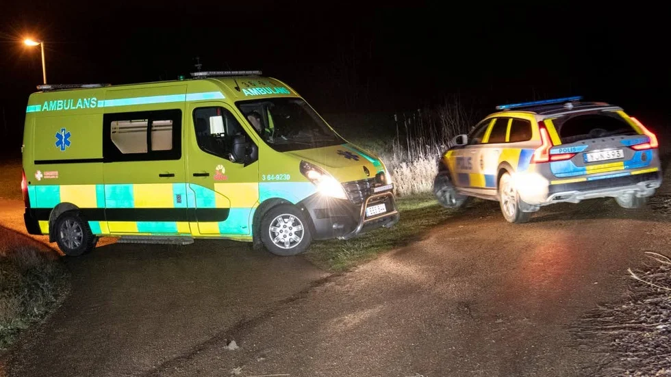 Ambulans och polis larmades till Vilbergen efter att kvinnan lyckats undkomma sin sambo.