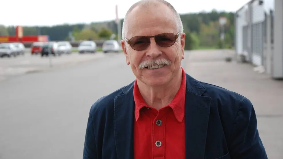Kommunrevisorn Denny Lawrot vill inte uttala sig i sin roll som revisor, eftersom han själv var med och tog beslut om miljonstödet till CNG för cirka tio år sedan.