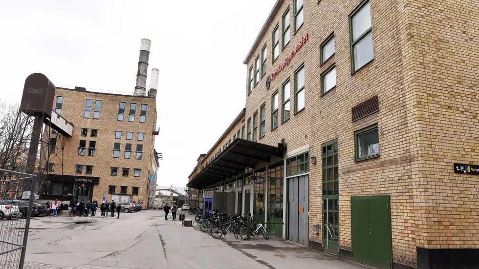 Elever på Kunskapsgymnasiet som skrev ersättningsprovet upptäckte att de redan innan övat på exakt samma uppgift och slog larm.