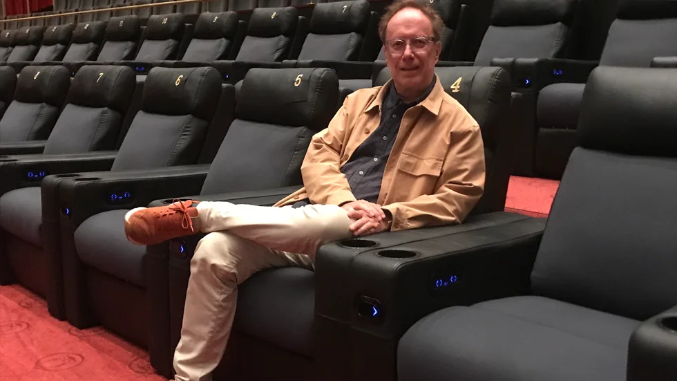 "Jag drivs av lust och av att jag kan tekniken", säger Peter Torsén om sitt hugskott att göra långfilm om Walter Kurtssons framfart genom de senaste 50 åren.