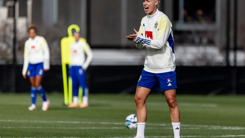 Sveriges lagkapten Caroline Seger under onsdagens träning på den svenska VM-basen i utkanterna av Wellington, Nya Zeeland.