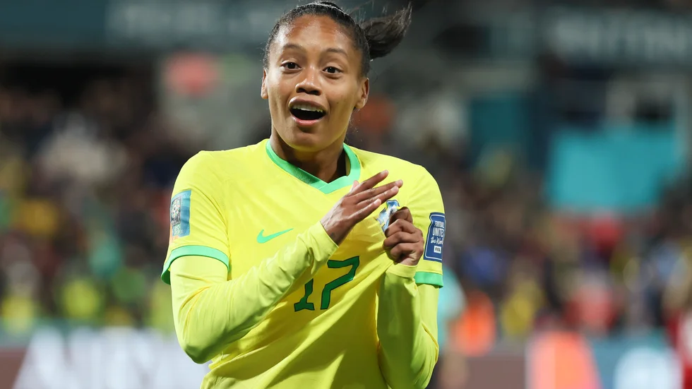 Brasilianskan Ary Borges gjorde hattrick i VM-debuten mot Panama.