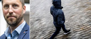 Protesten: "Kommunanställda ska inte behöva ange papperslösa"