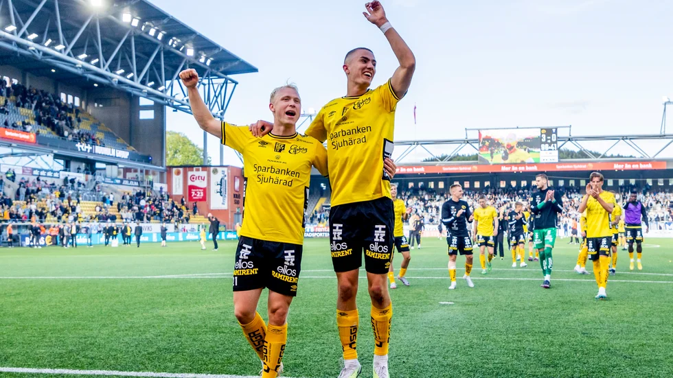 Gustaf Lagerbielke, till vänster, får chansen i landslaget. Arkivbild.