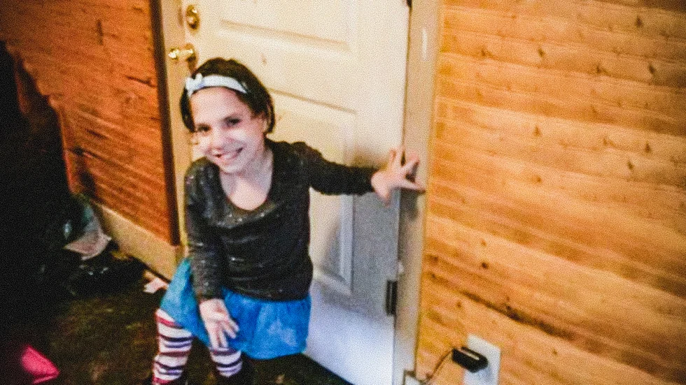 Dokumentärserien "The curious case of Natalia Grace" gräver djupt i en dubbel tragedi där tittaren inte kan lita på någon.