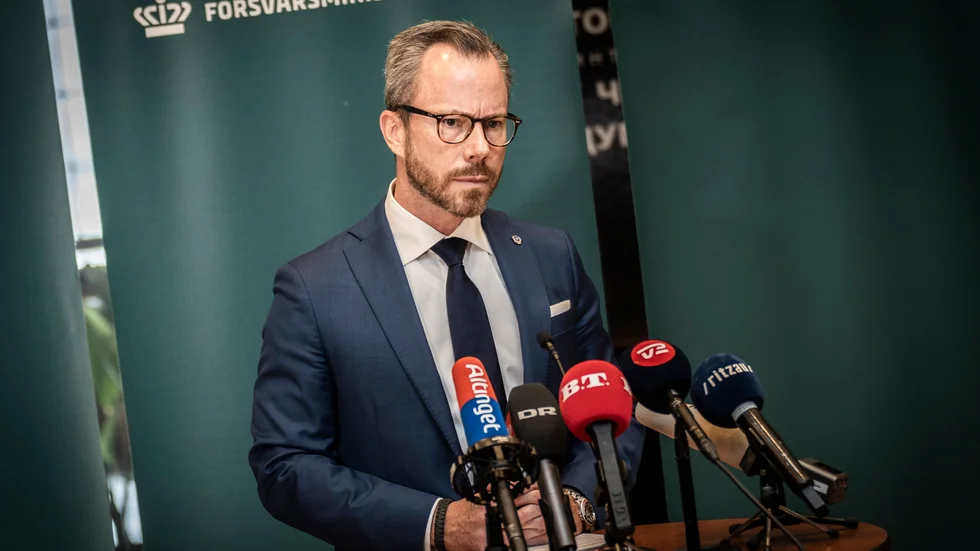 Danmarks försvarsminister Jakob Ellemann-Jensen vid tisdagens pressträff.