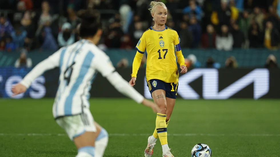 Caroline Seger under matchen mellan Sverige och Argentina i Hamilton.