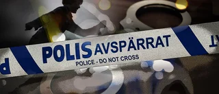 Tioåring tvingades till marken och handfängslades
