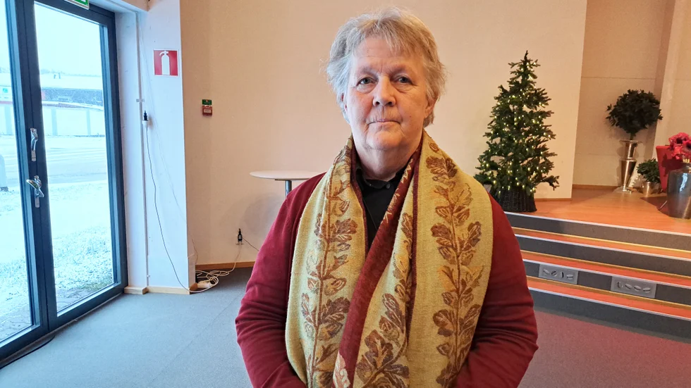 Lena Thorén, vice distriktsordförande för HRF i Uppsala län, är starkt kritisk till den föreslagna modellen för att få hit fler hörselkliniker.