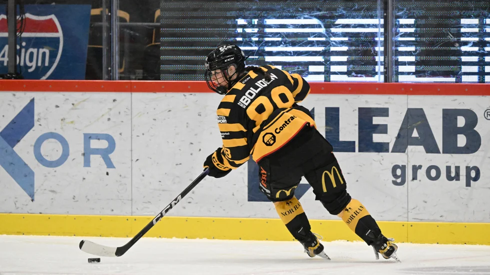 Malou Berggren och hennes Skellefteå AIK fortsätter att vinna matcher i Damallsvenskan.
