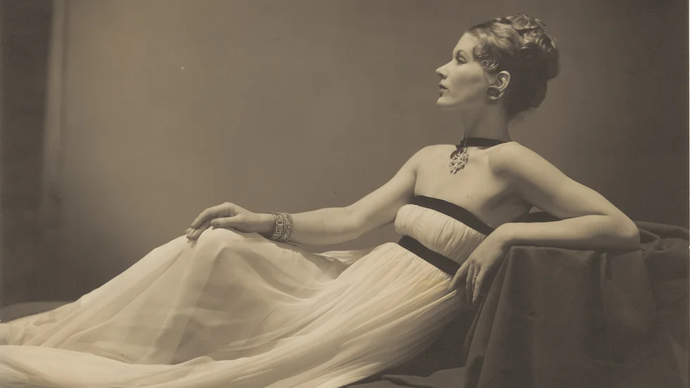 Svenskfödda Lisa Fonssagrives-Penn i Harper’s Bazaar 1938. Fotografiet ingår i utställningen "Fashion icon" på Maison Européenne de la Photographie i Paris. Pressbild.