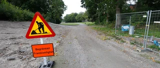 Stillastående grävarbete väcker frågor