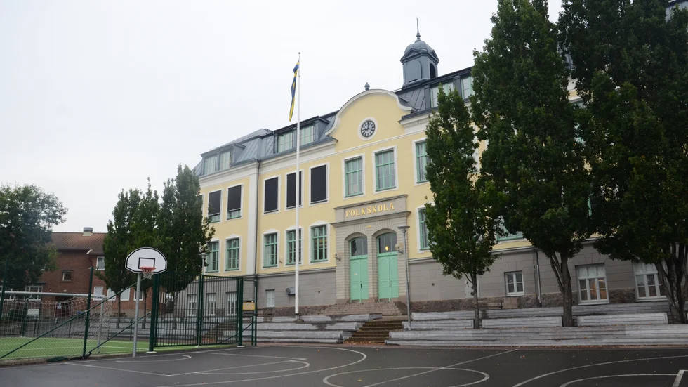 Skolan i Nyköping har gjort underskott i flera år. Den är underfinansierad, anser Maud Wachtmeister (KD). 