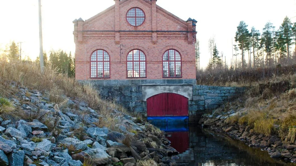 Liten samhällsnytta. Det gamla vattenkraftverket i Ljusån är ett av de som riskerar att drabbas hårt av nya krav.
